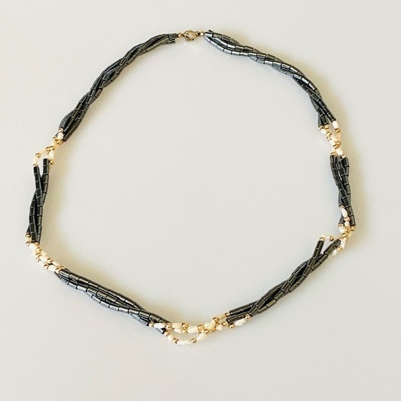 Necklace Hematite Beads & Freshwater Pearl 23” - Picture 2 of 7